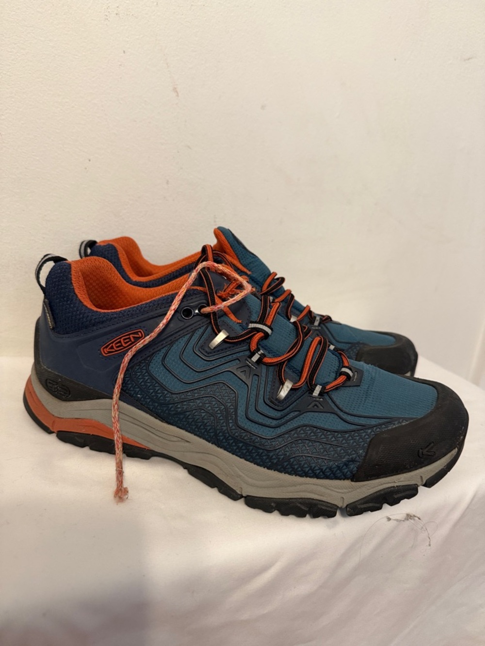 Keen Men's Teal and Orange Trail Running Shoes
